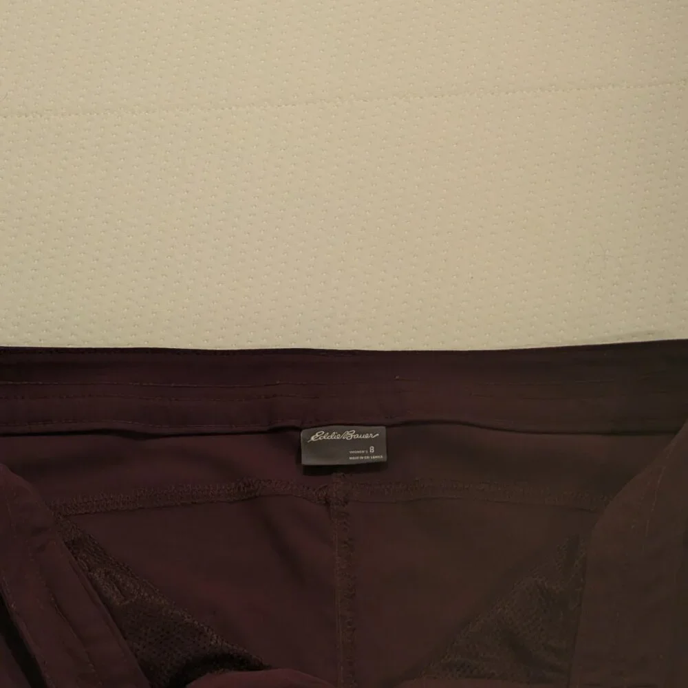 Eddie Bauer Stretch Rainier Hiking Outdoor Pants in Plum Purple, Size 8 - Picture 6 of 6